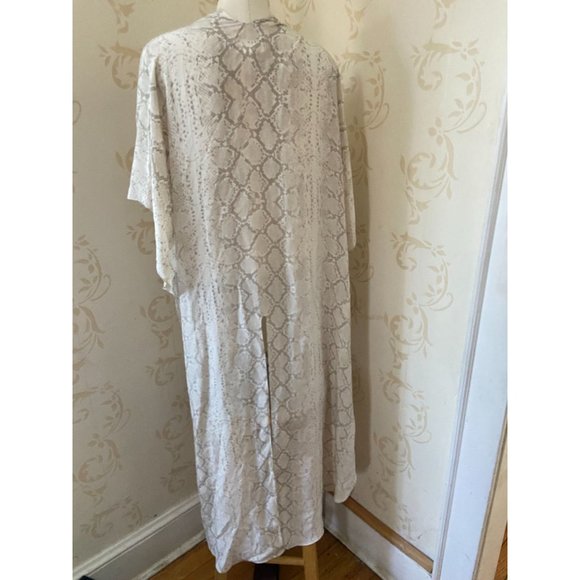 Alexis 100% Silk Snakeskin Print Swimsuit Coverup Ladies One Size - Picture 4 of 4